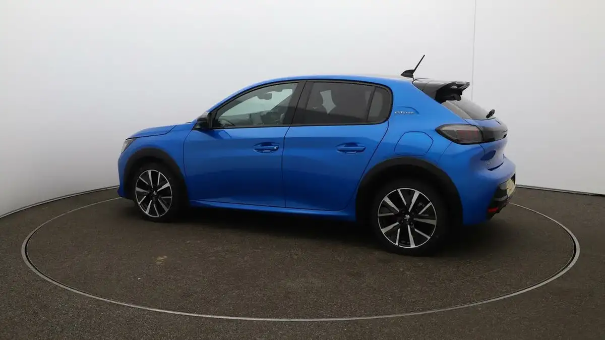 2020-peugeot-208-12-puretech-gt-line-100bhp-eat8-big-46