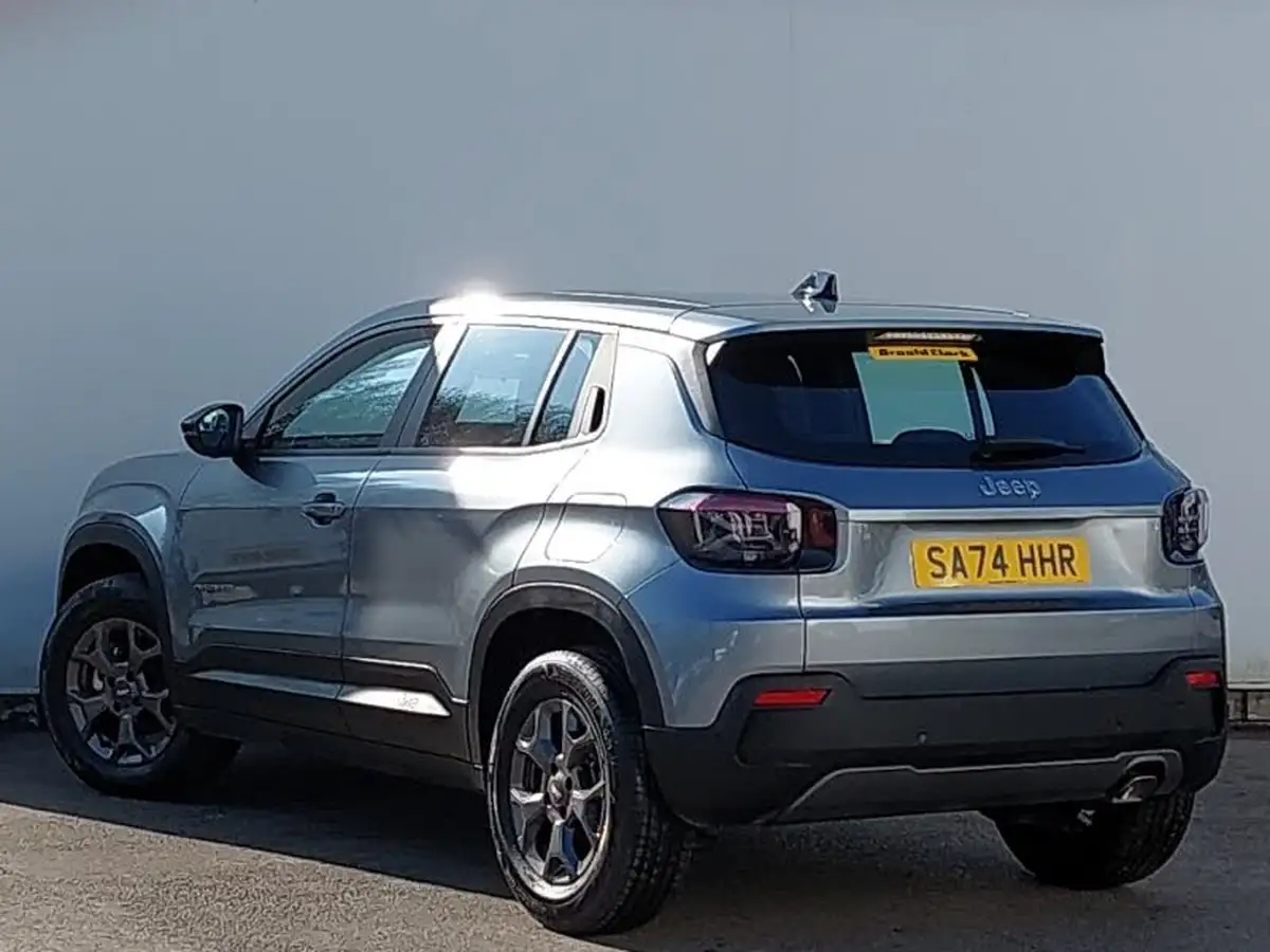 2024-jeep-avenger-12-gse-longitude-big-1