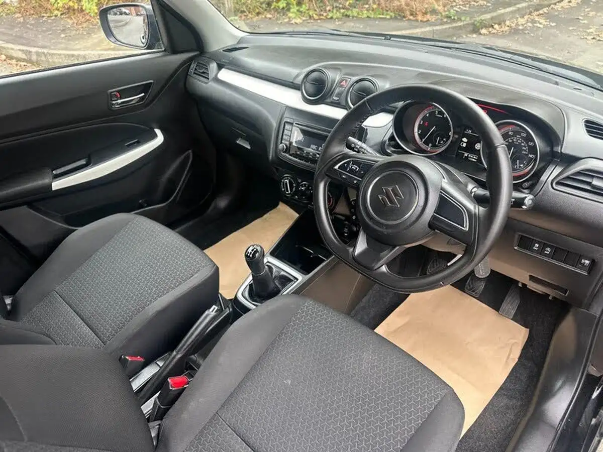 2020-suzuki-swift-12-dualjet-sz3-90ps-hybrid-big-7