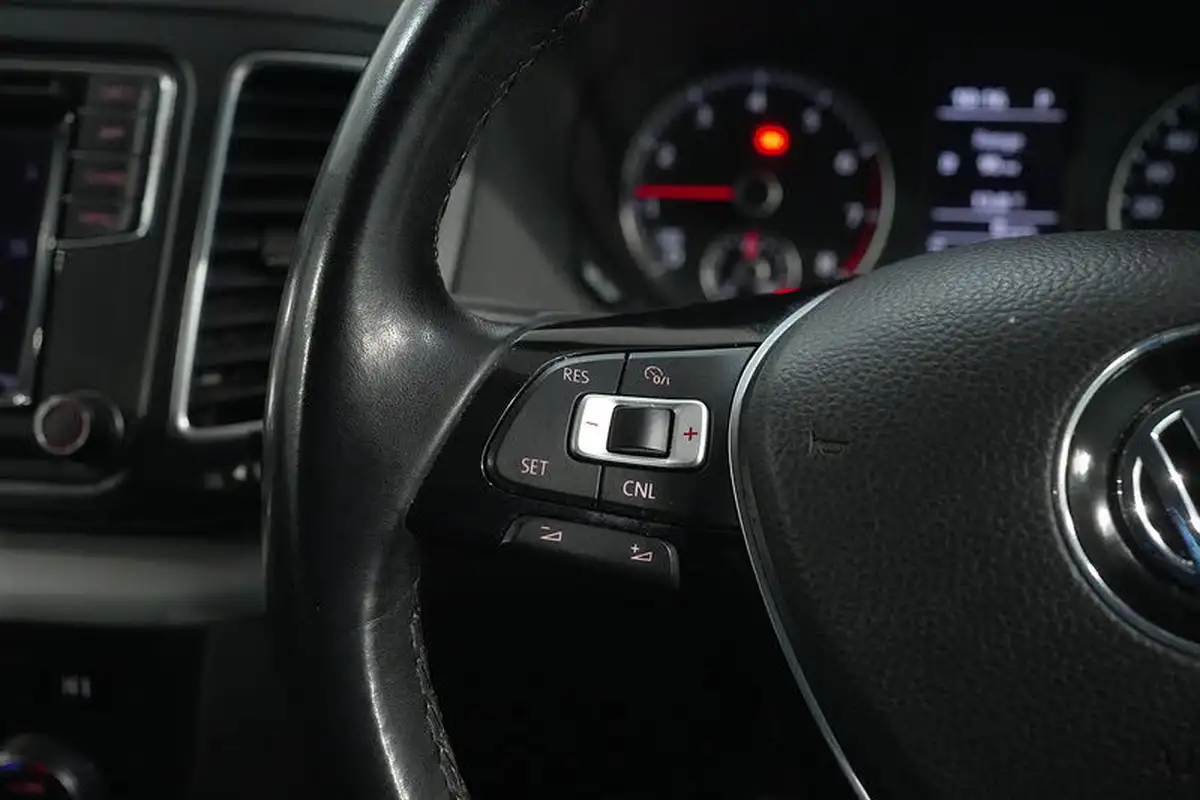 2018-volkswagen-sharan-14-tsi-se-dsg-big-27