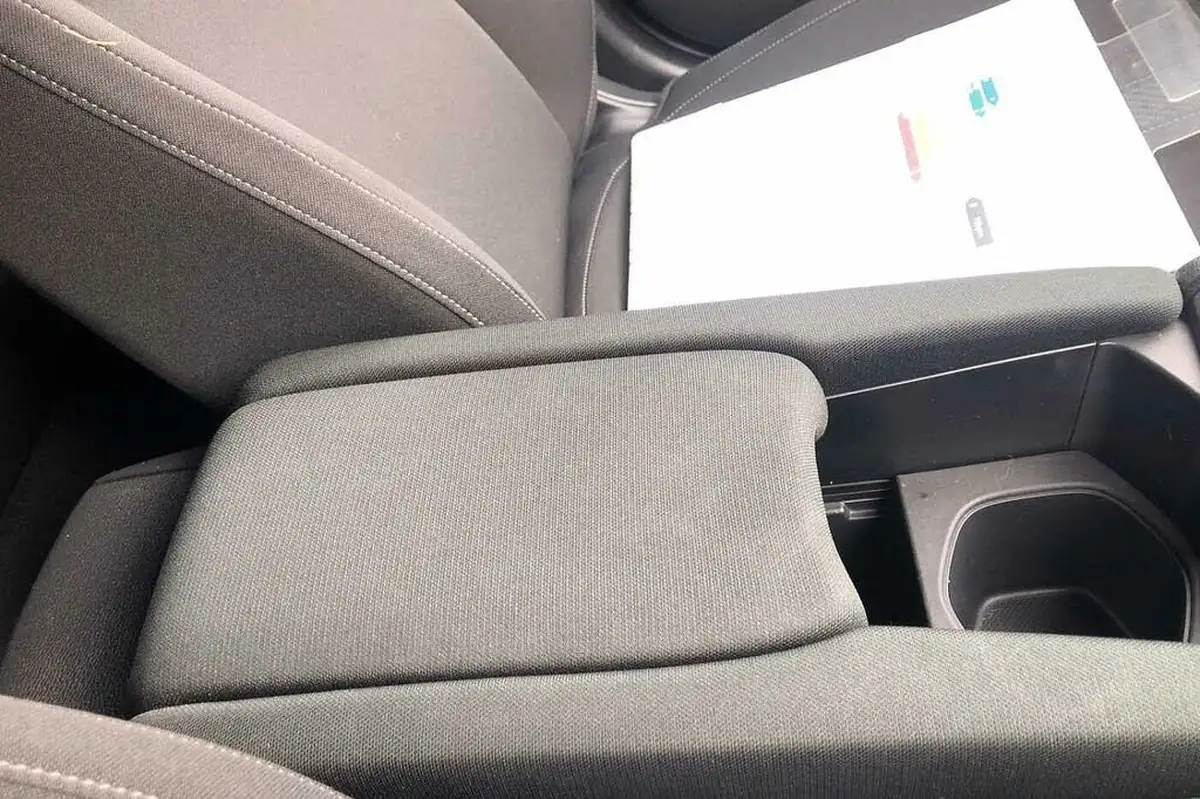 2019-honda-civic-10-vtec-turbo-sr-hatchback-5d-big-28