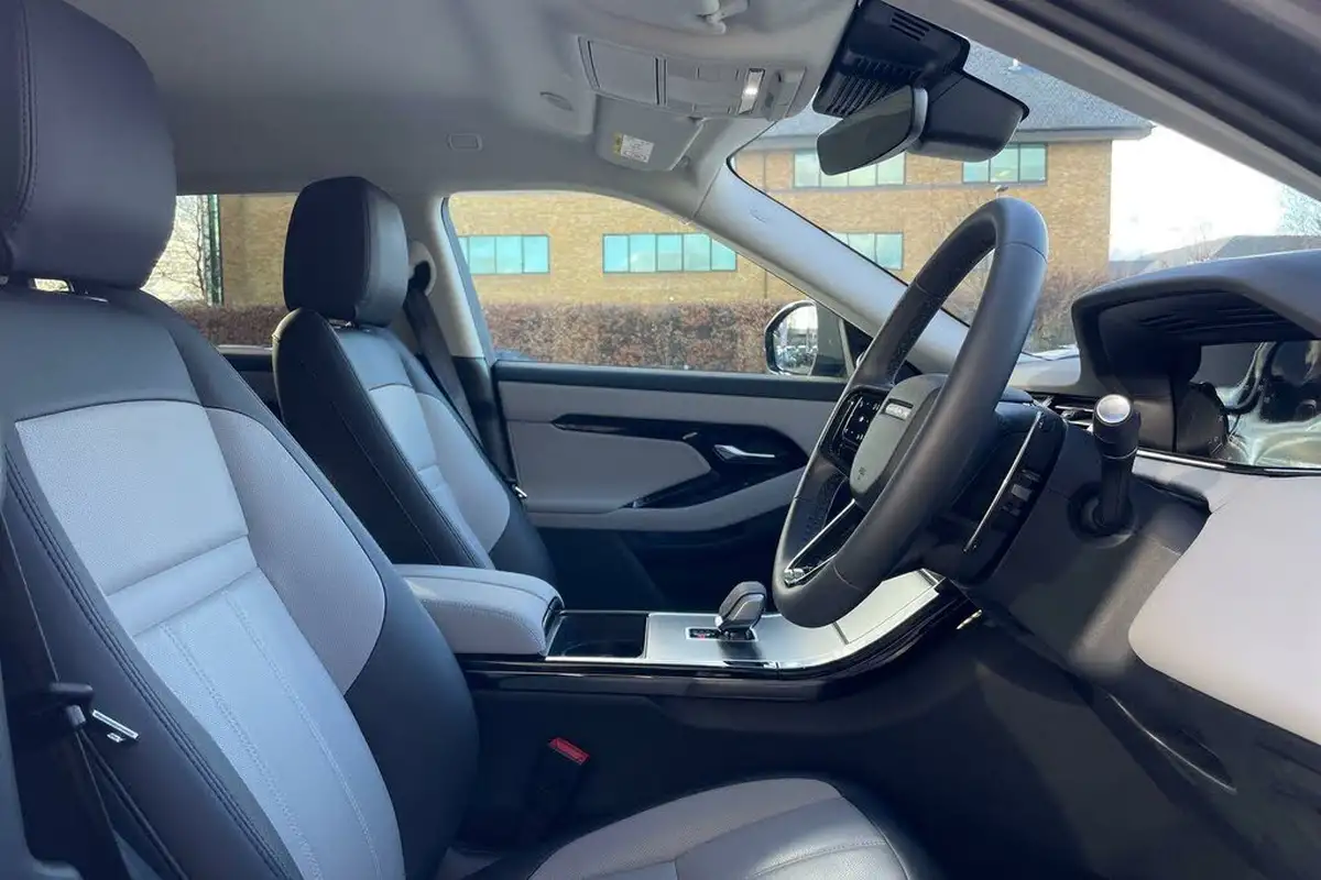 2024-land-rover-range-rover-evoque-20-d200-dynamic-se-big-30