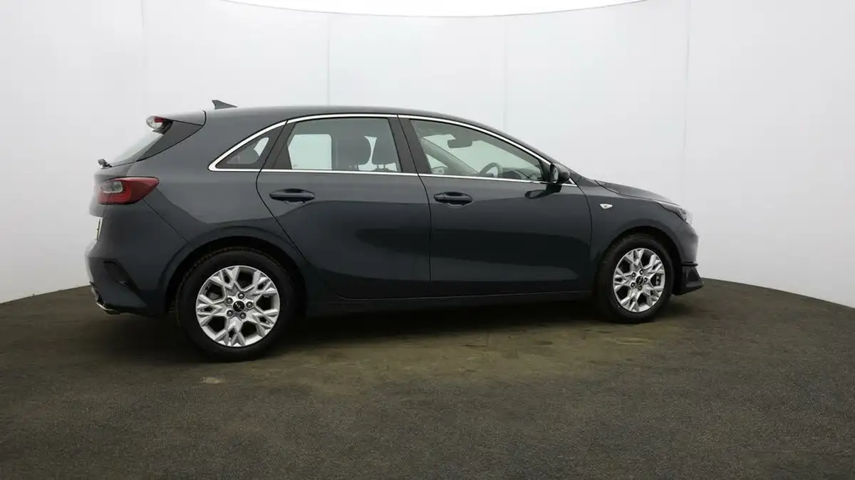 2023-kia-ceed-15-t-gdi-2-158bhp-non-adap-hatchback-big-47