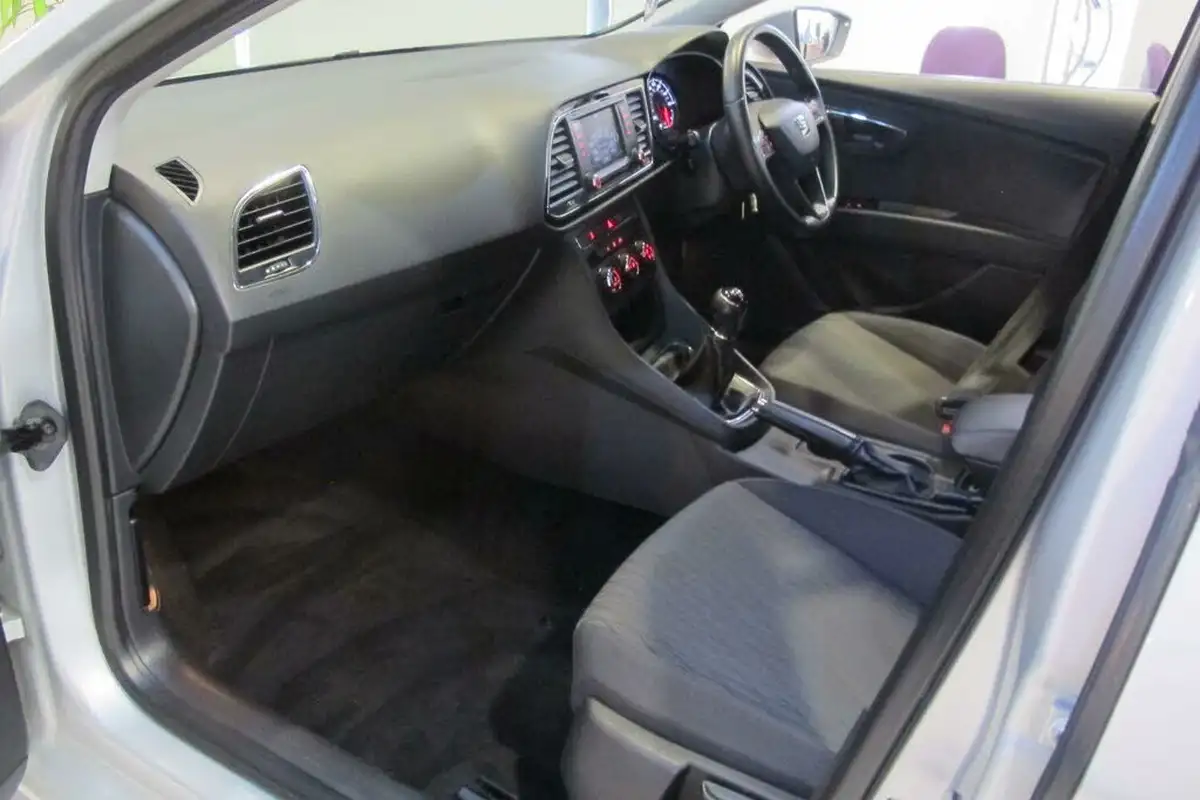 2015-seat-leon-16tdi-se-tech-pack-110ps-hatchback-5d-big-5