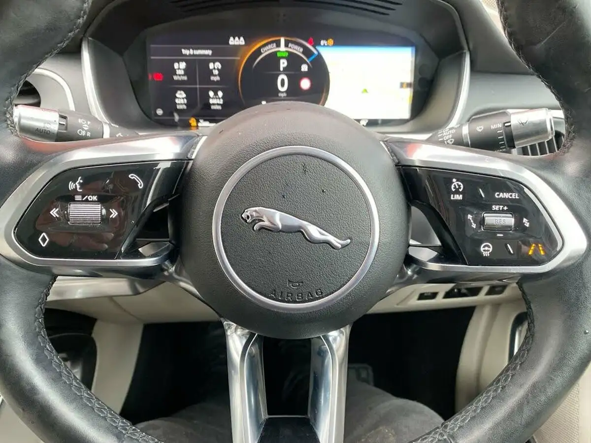 2019-jaguar-i-pace-ev400-first-edition-big-15