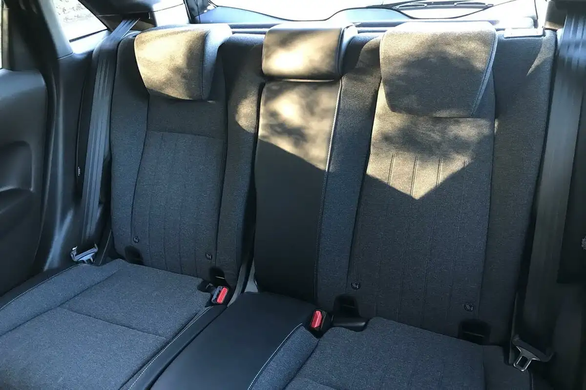 2021-honda-jazz-15-i-mmd-sr-109ps-big-4