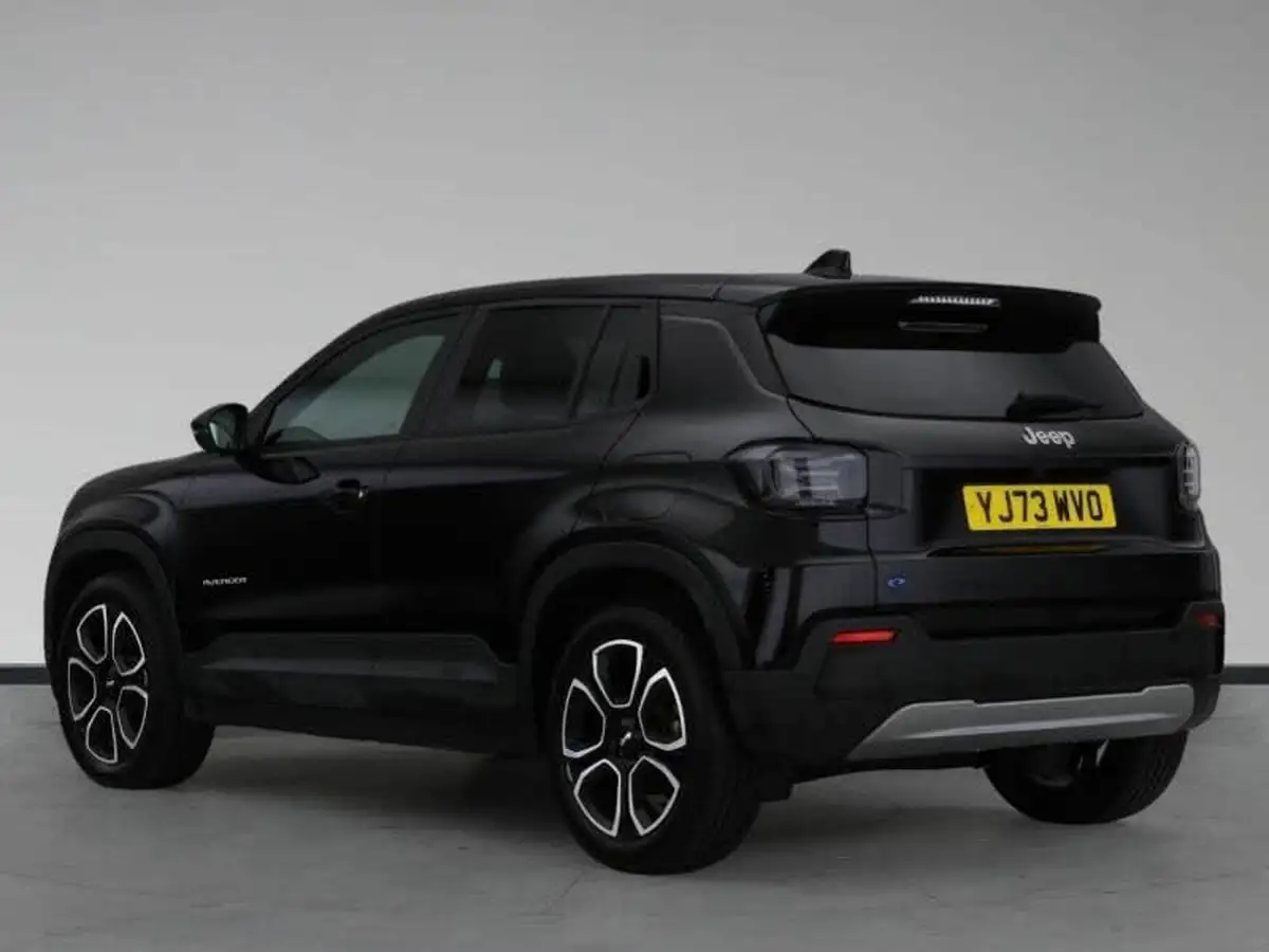 2023-jeep-avenger-big-2