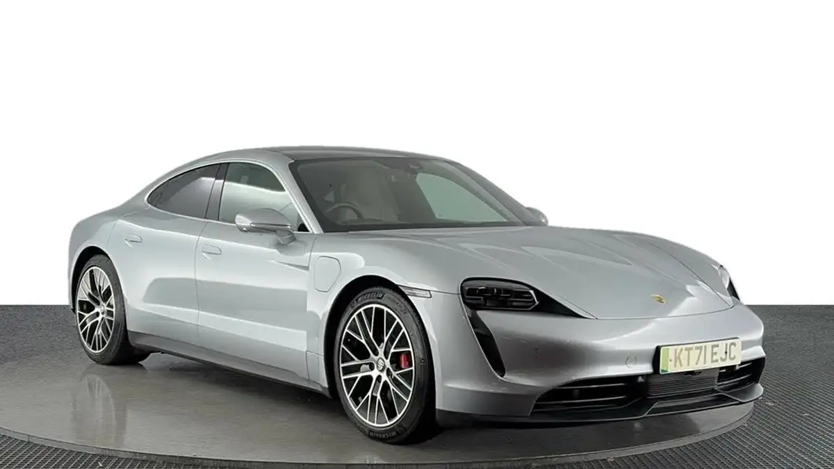 2021-porsche-taycan-e-4s-571ps-performance-battery-plus-big-1