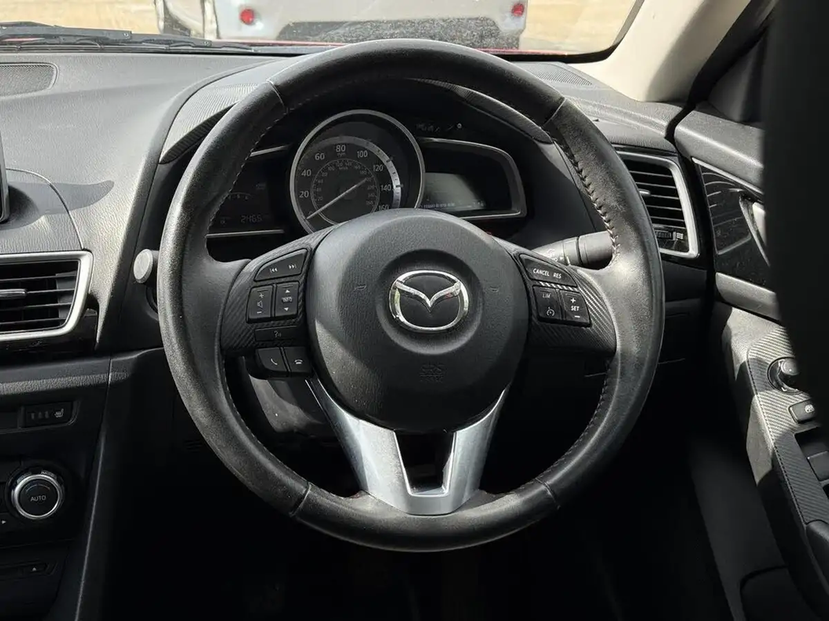 2014-mazda-mazda3-20-se-l-fastback-4d-big-55