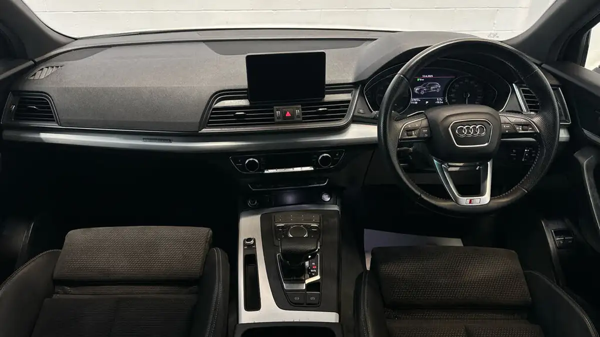 2020-audi-q5-20-50-tfsi-e-s-line-big-10