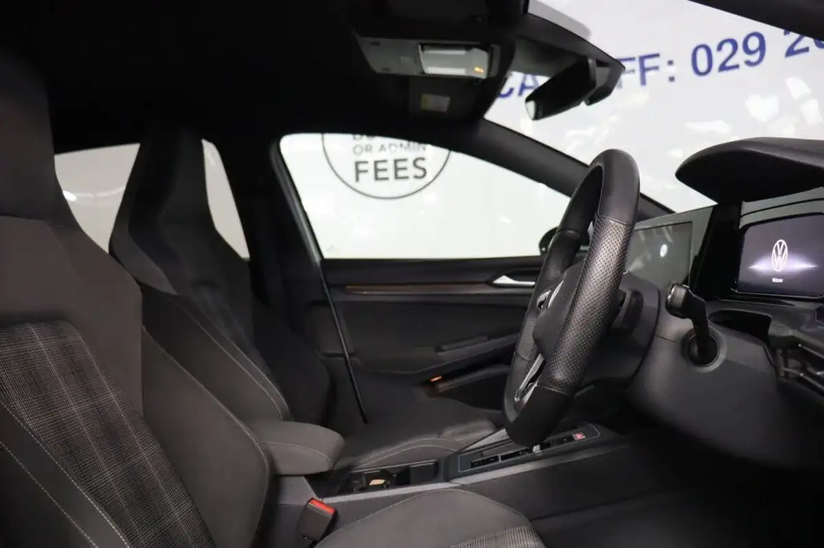 2021-volkswagen-golf-20tdi-gtd-big-27