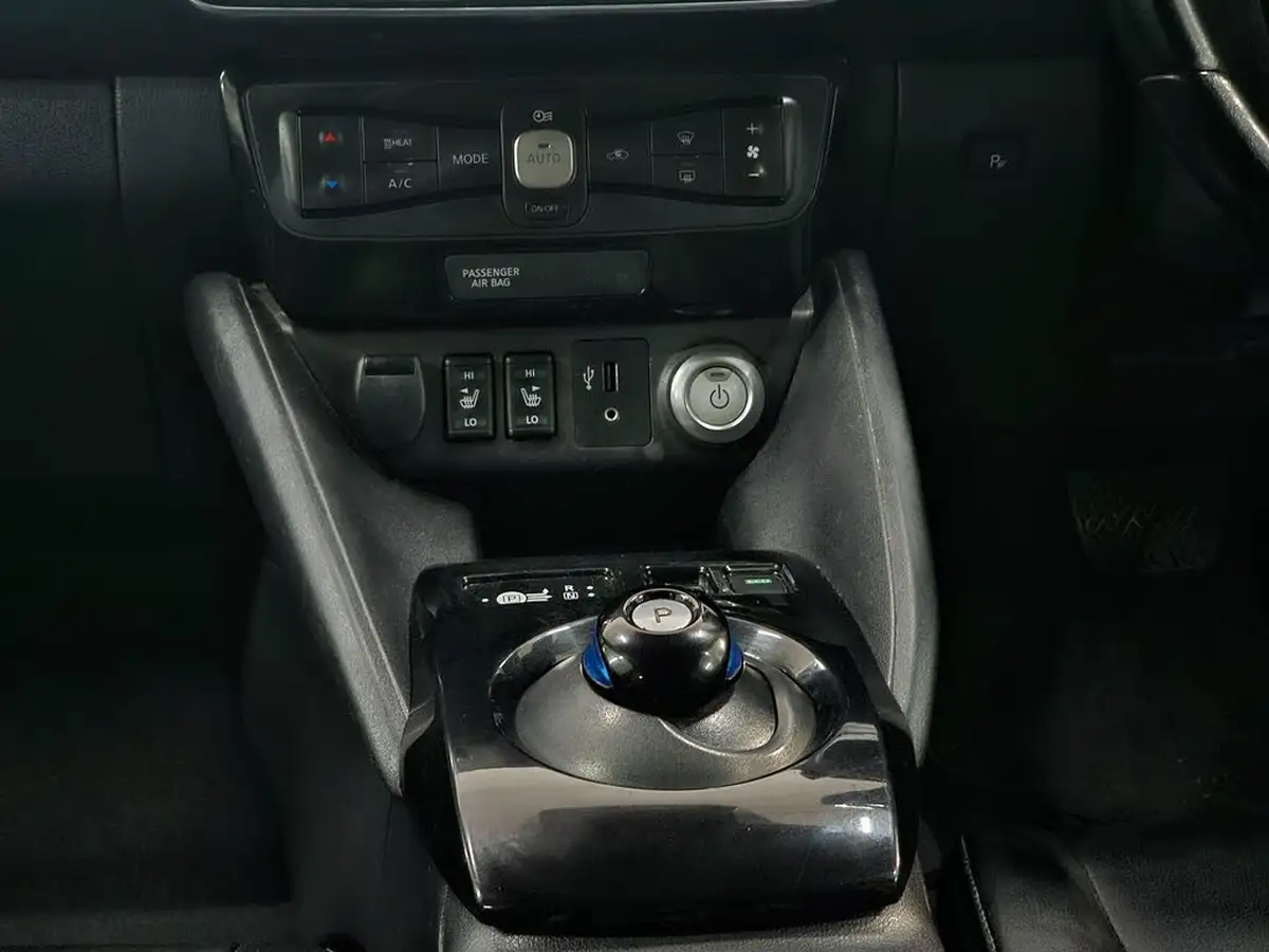 2019-nissan-leaf-e-n-connecta-big-40