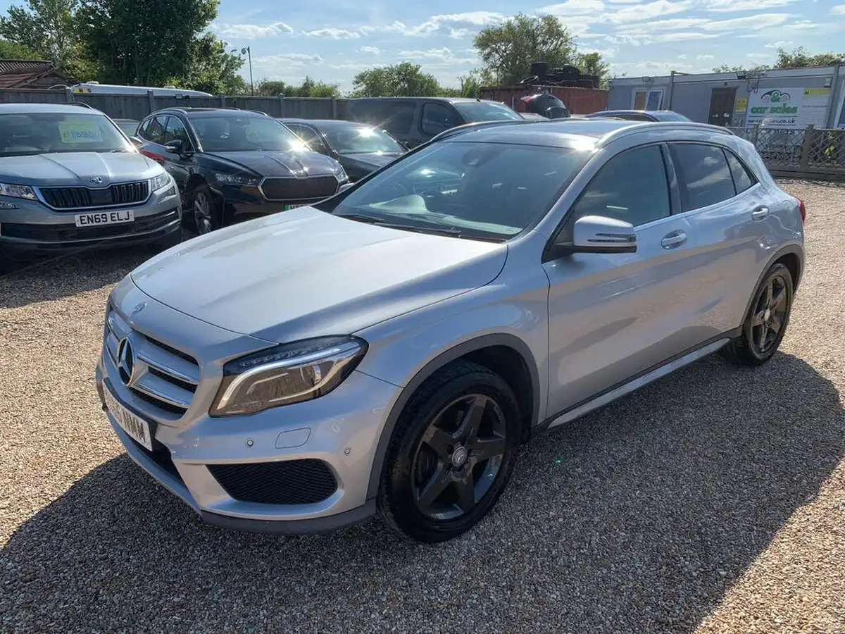 2015-mercedes-benz-gla-class-21cdi-amg-line-168bhp-premium-plus-4matic-big-2