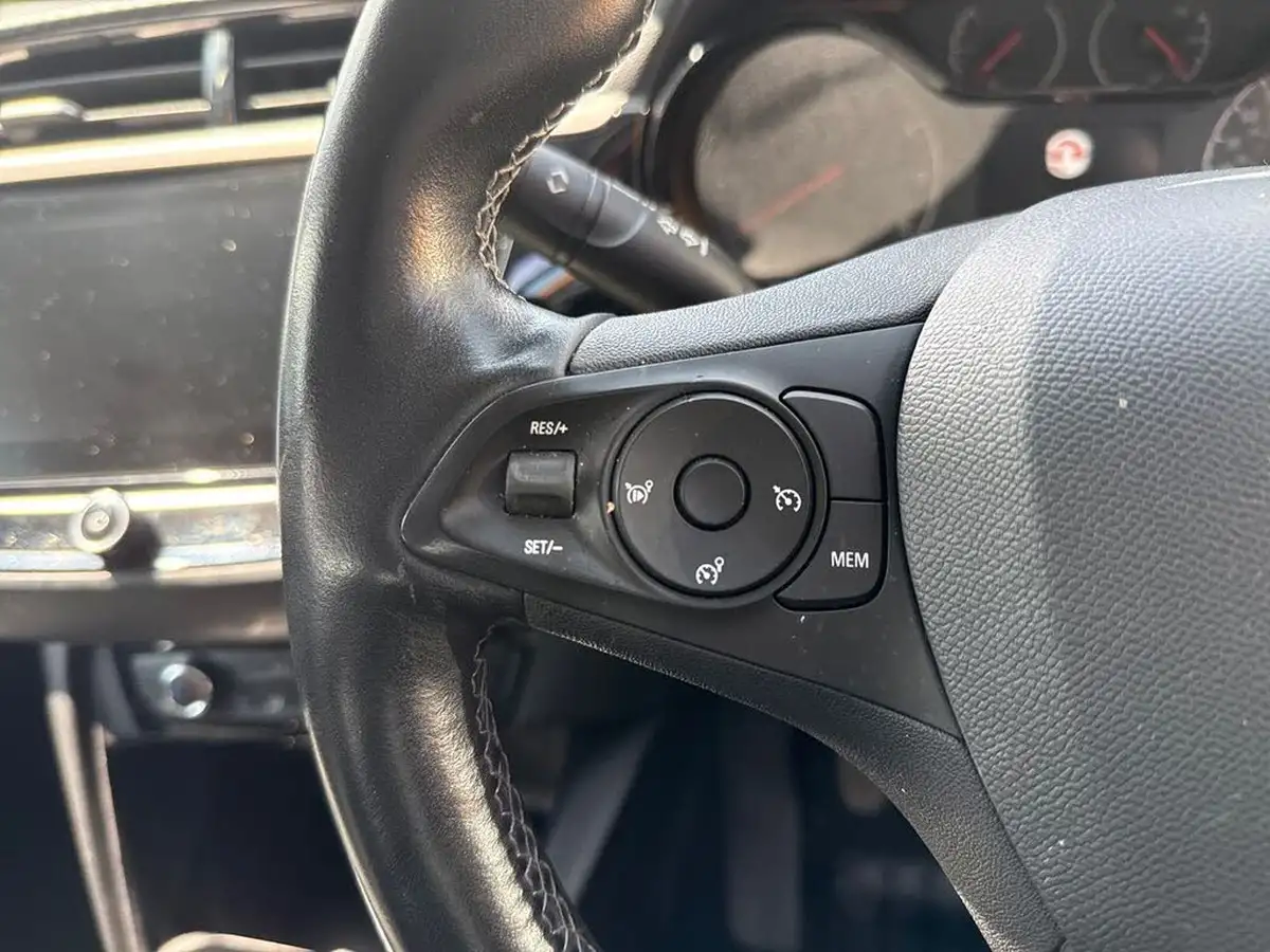 2021-vauxhall-corsa-12i-se-big-15