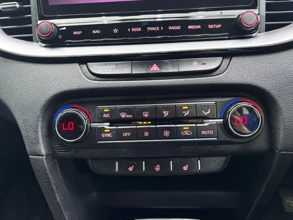 2022-kia-xceed-15-t-gdi-3-big-19