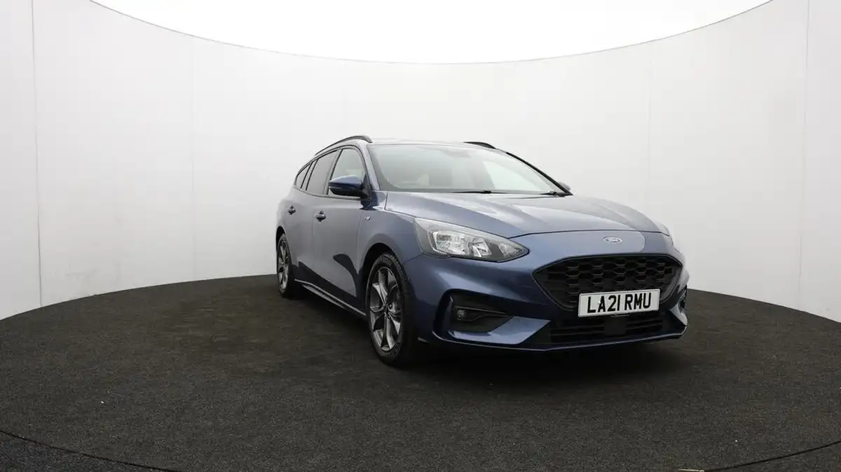 2021-ford-focus-15-st-line-estate-big-51