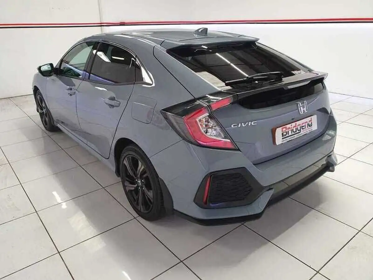 2018-honda-civic-10-vtec-turbo-ex-126ps-ss-hatchback-5d-big-3