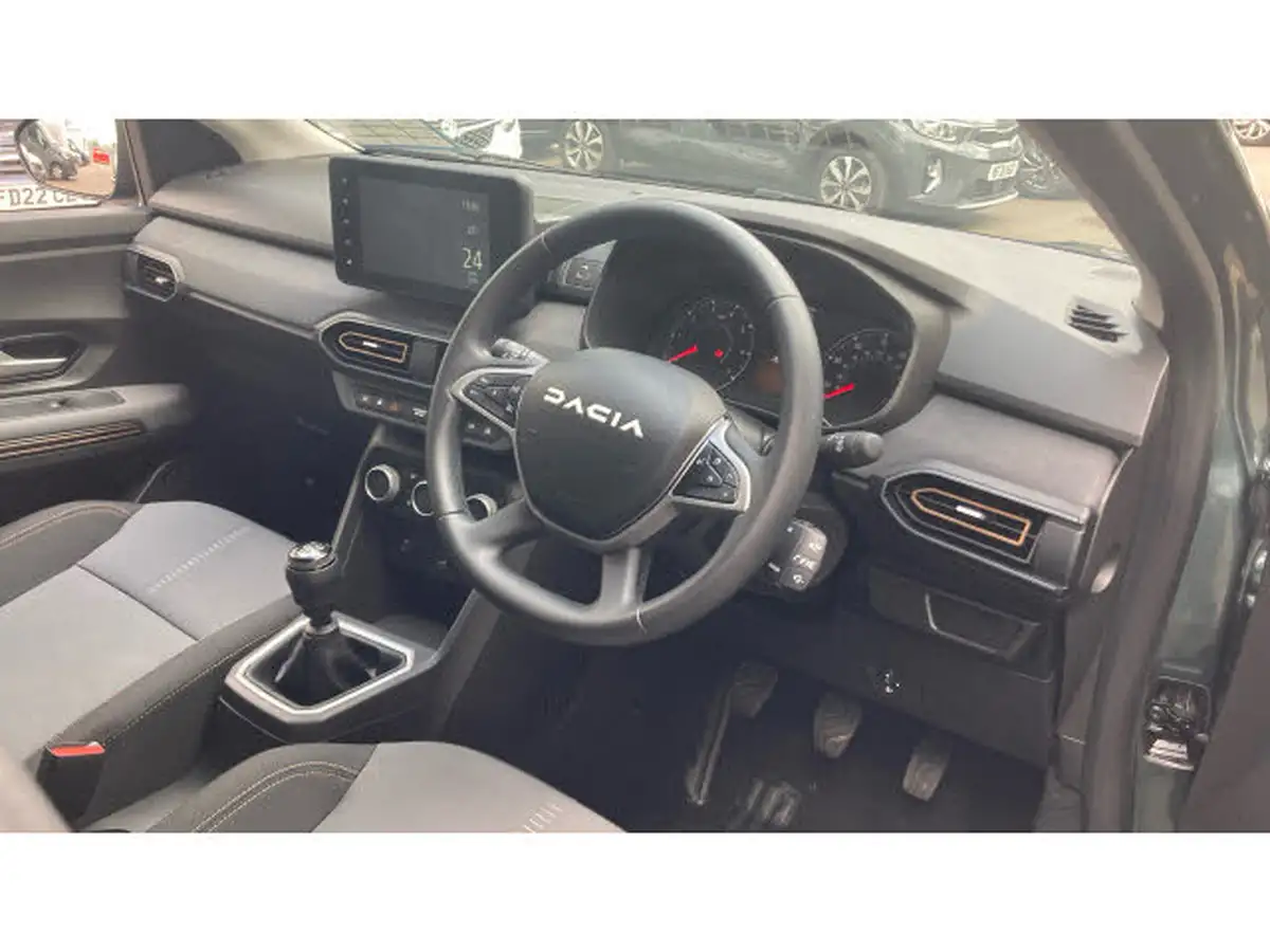 2024-dacia-sandero-stepway-10-tce-extreme-90bhp-big-10