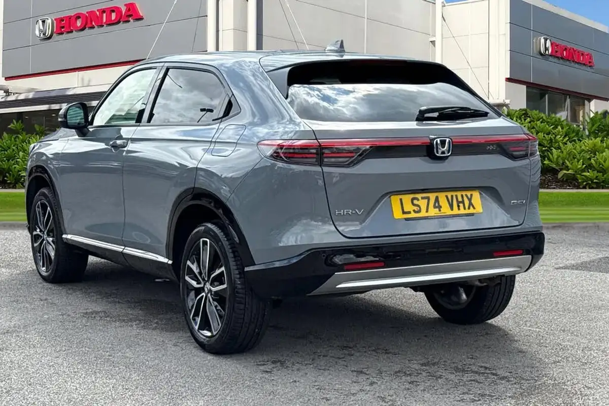2025-honda-hr-v-15-i-mmd-advance-big-1