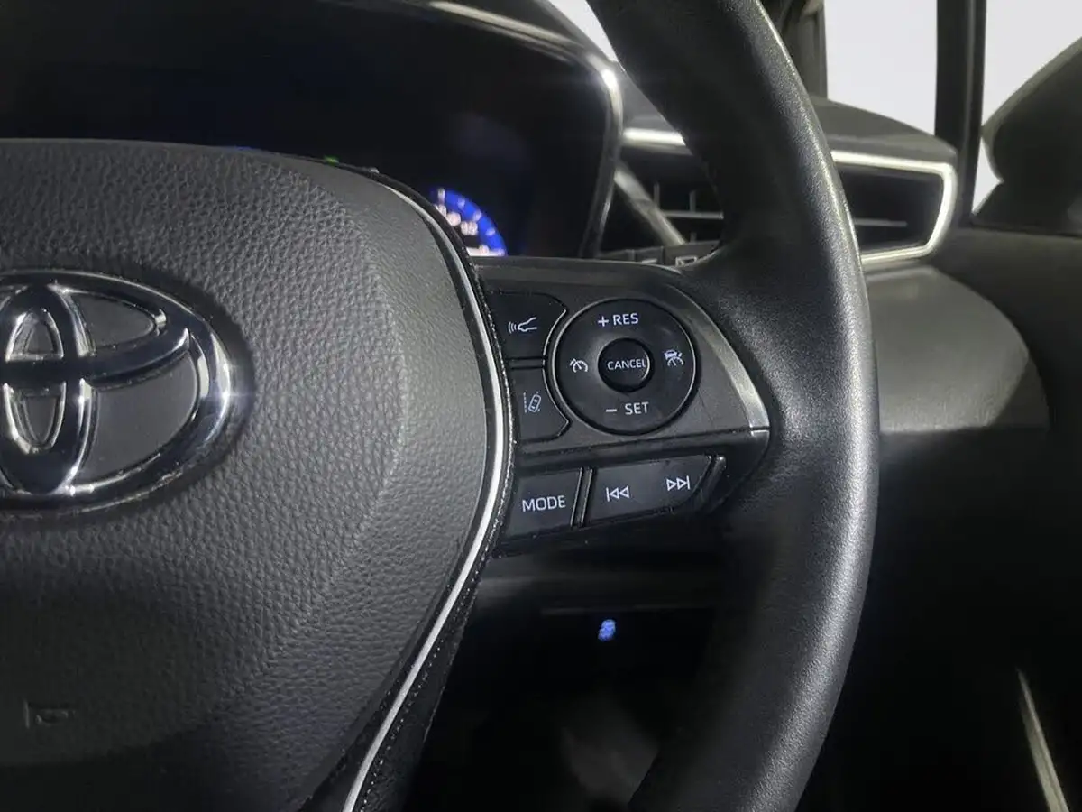 2021-toyota-corolla-18-vvt-i-icon-tech-spare-wheel-hatchback-5d-big-18