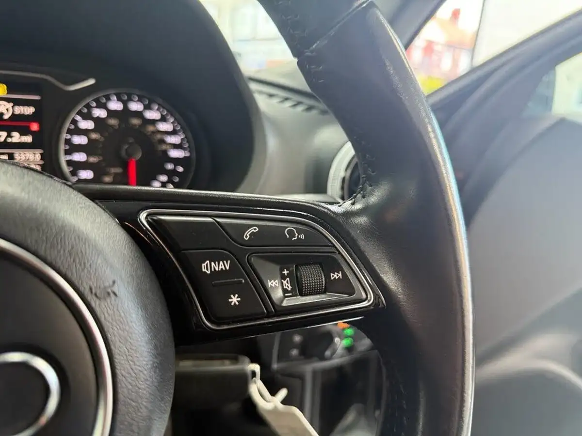 2017-audi-a3-16tdi-sport-110ps-nav-saloon-4d-big-27