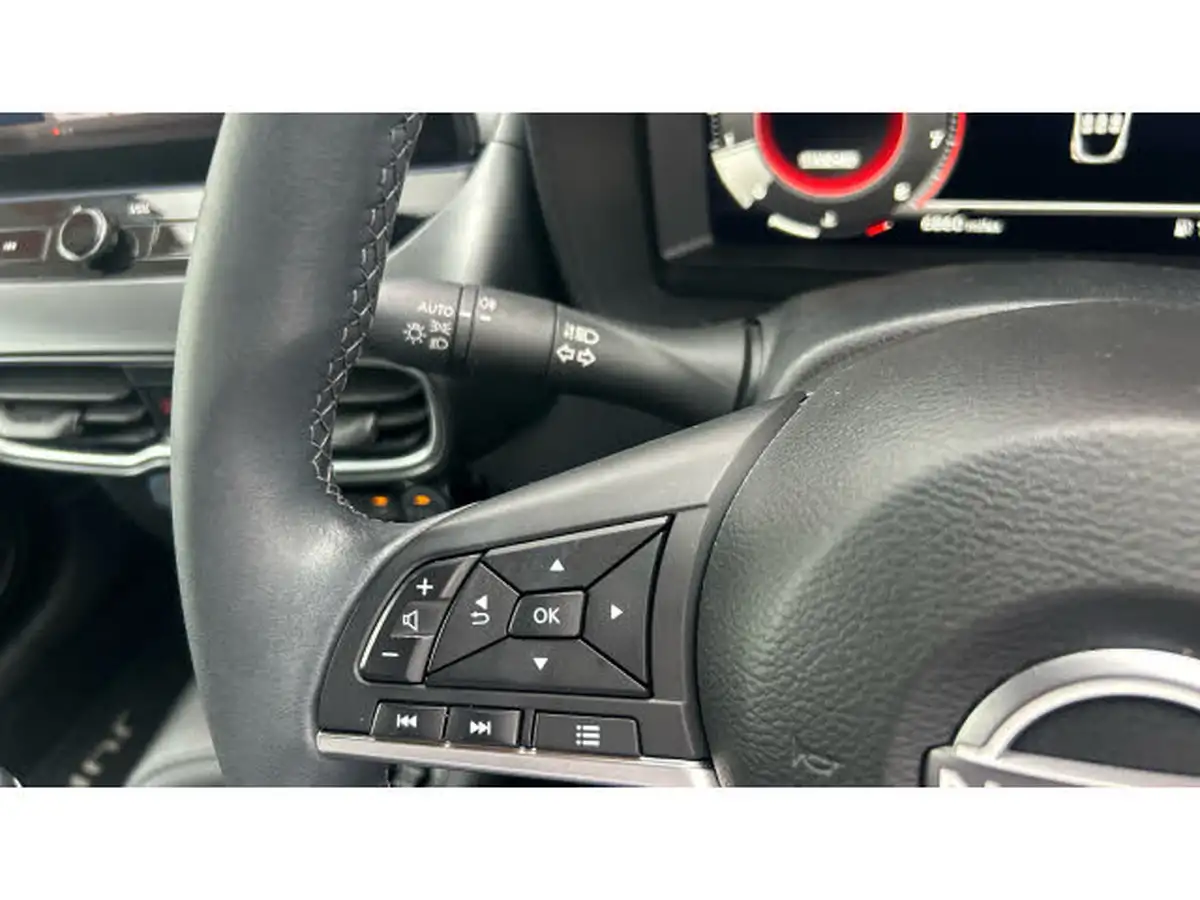 2024-nissan-juke-10-dig-t-n-connecta-big-23