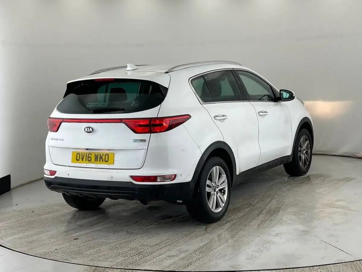 2016-kia-sportage-16-gdi-2-130bhp-big-3