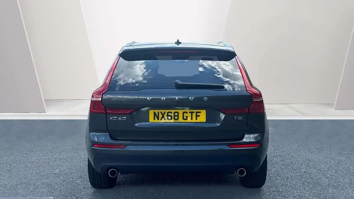 2019-volvo-xc60-20-t5-momentum-awd-big-6