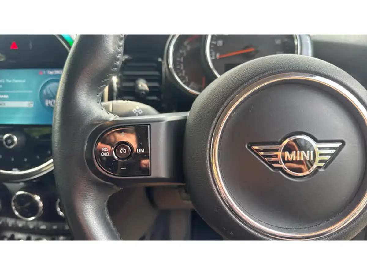 2021-mini-cooper-15-cooper-classic-hatchback-5d-auto-big-16