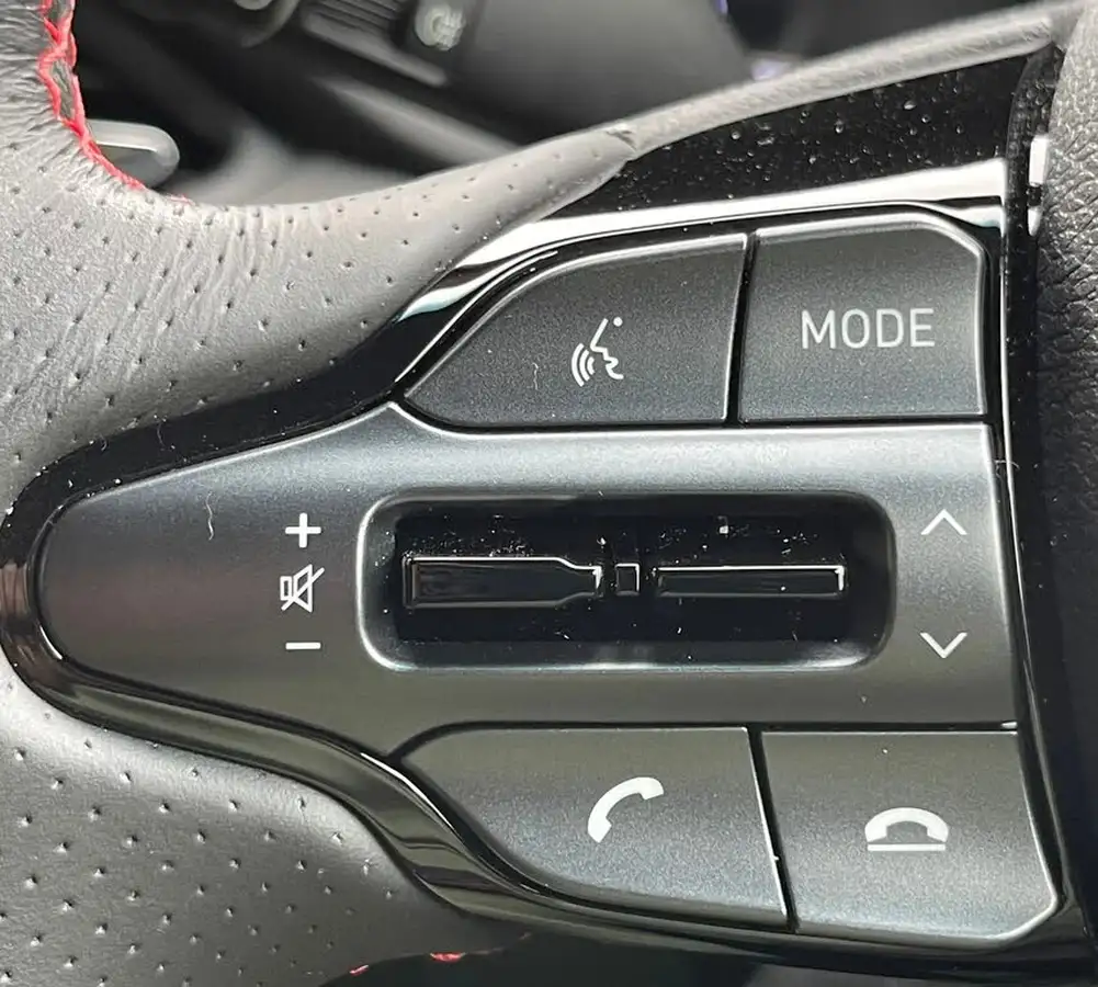 2023-hyundai-i30-15-t-gdi-n-line-hatchback-dct-big-16