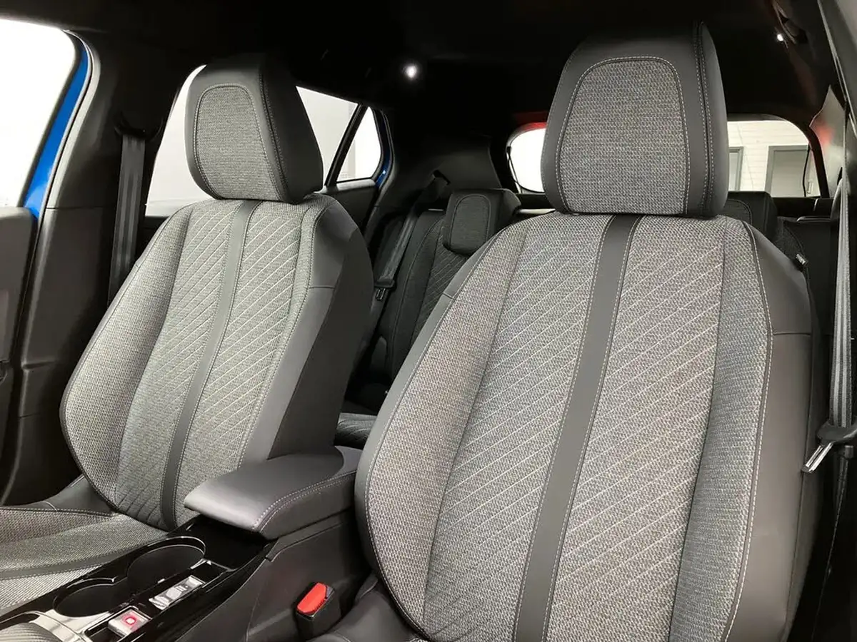 2024-peugeot-2008-suv-12-puretech-allure-130ps-eat8-big-27