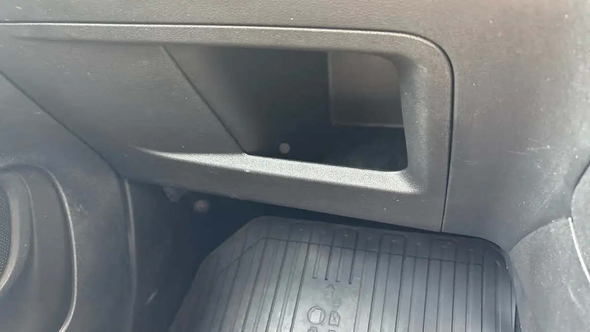 2021-toyota-proace-city-15d-icon-100hpeu6dt-e-l1-big-38