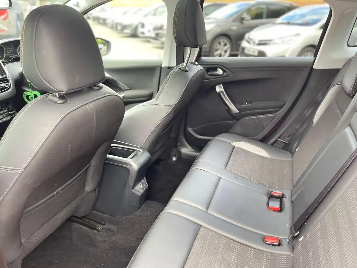 2019-peugeot-2008-suv-12-puretech-allure-premium-82bhp-big-22