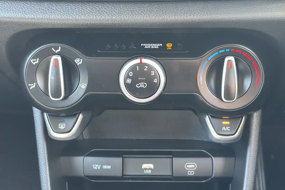 2024-kia-picanto-10-2-auto-seq-big-14