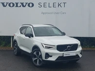 2024 Volvo XC40 2.0 B3 Plus