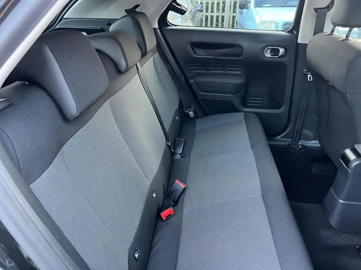 2016-citroen-c4-cactus-12-puretech-flair-110ps-ss-big-30