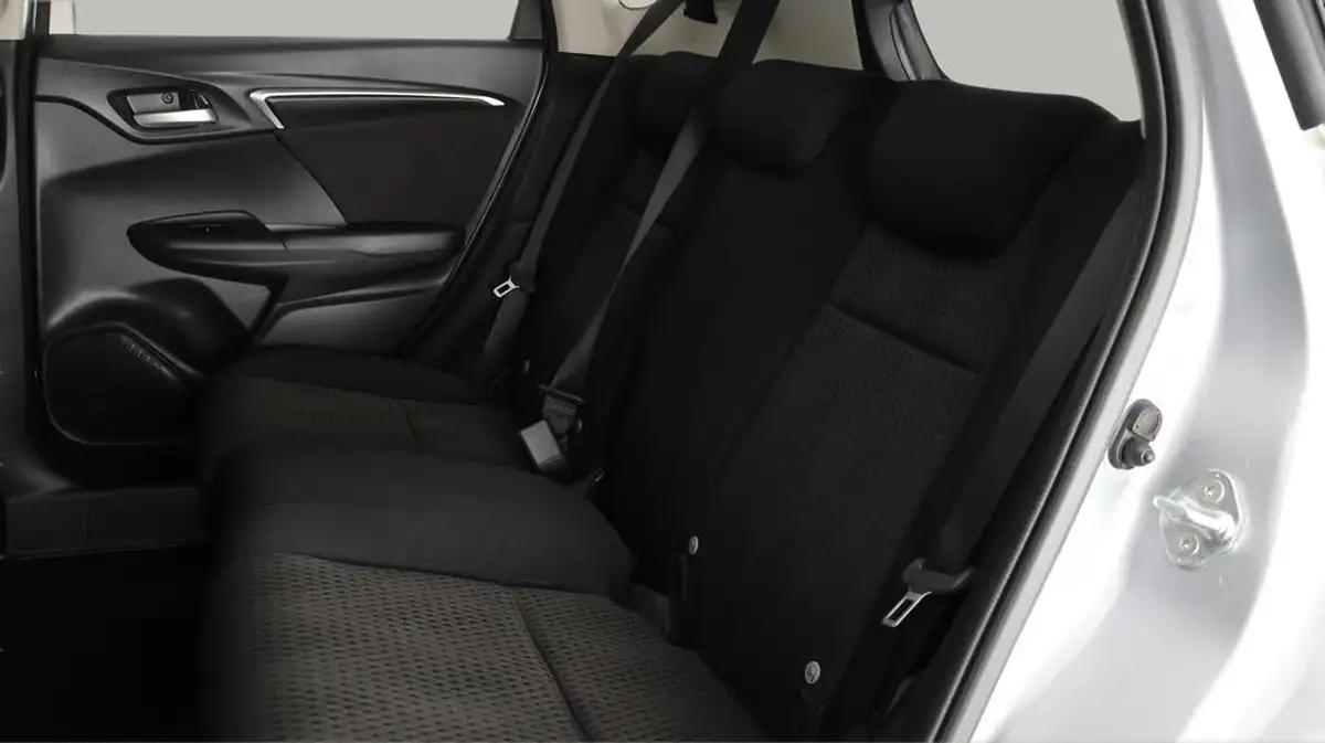 2020-honda-jazz-13-i-vtec-ex-navi-big-15