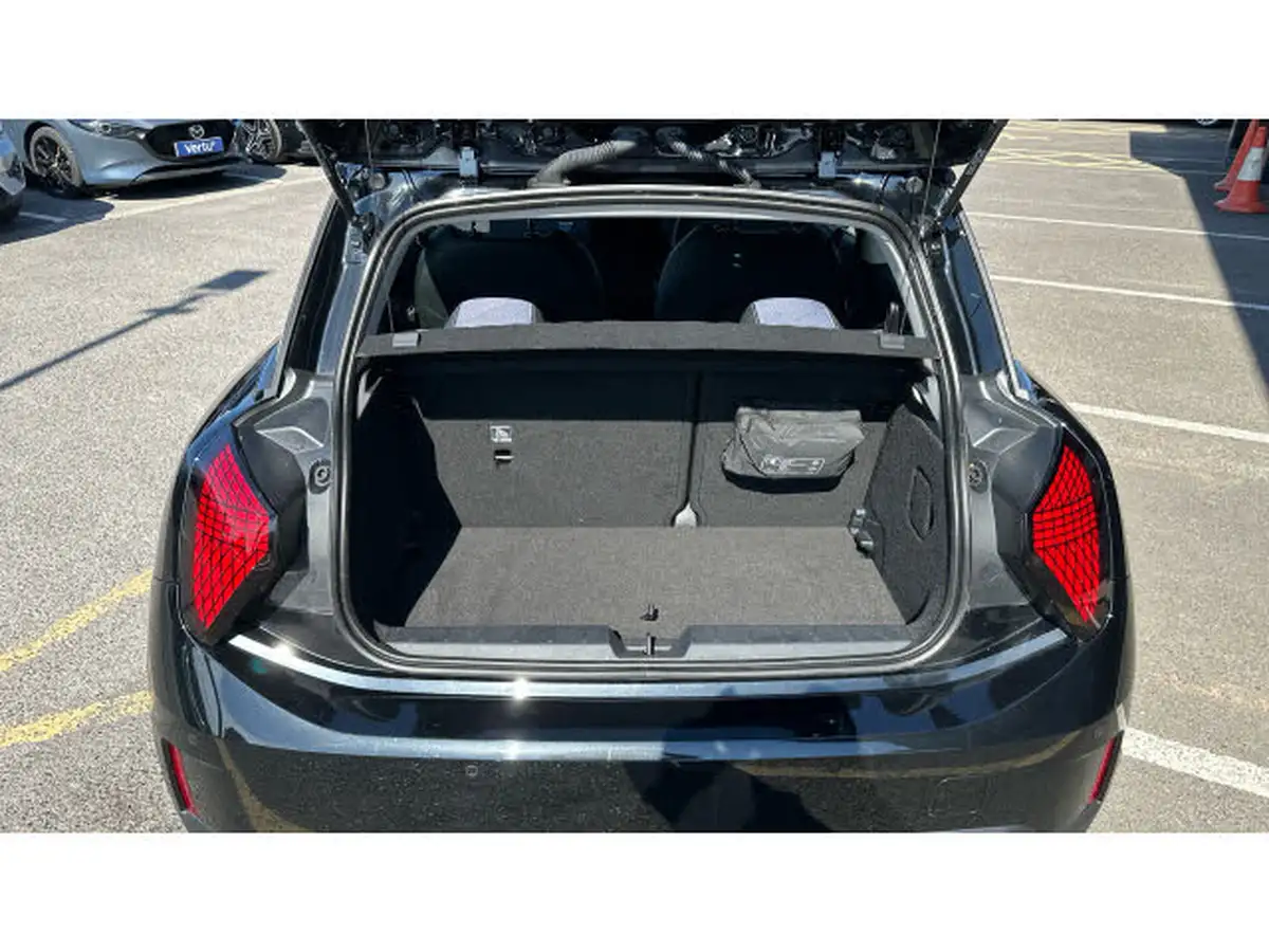 2024-mini-cooper-e-cooper-e-classic-big-12