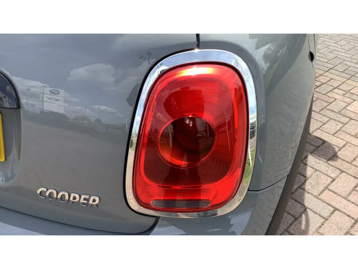 2017-mini-cooper-15-cooper-ss-hatchback-3d-auto-big-21