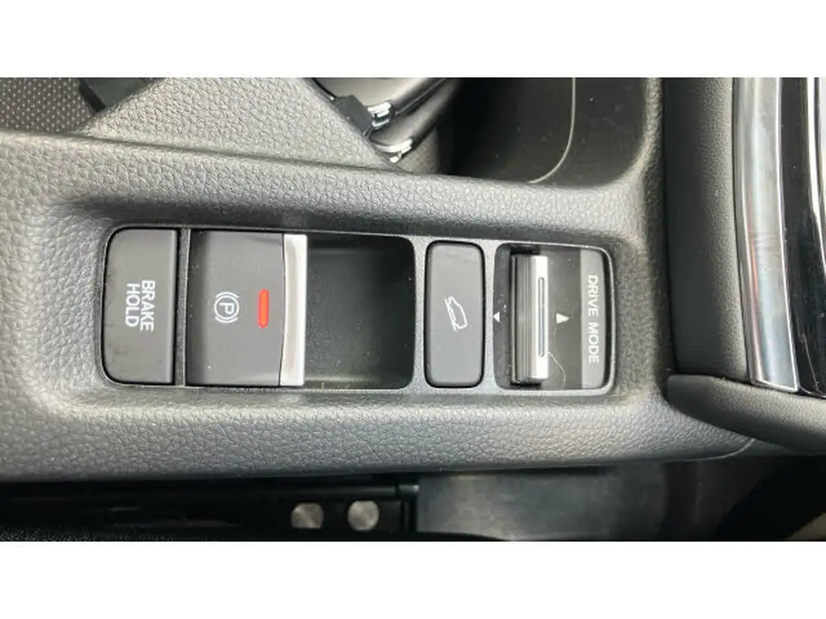2023-honda-hr-v-15-i-mmd-advance-big-13