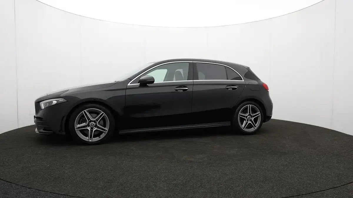 2019-mercedes-benz-a-class-20-a220-amg-line-premium-plus-hatchback-5d-4matic-big-69