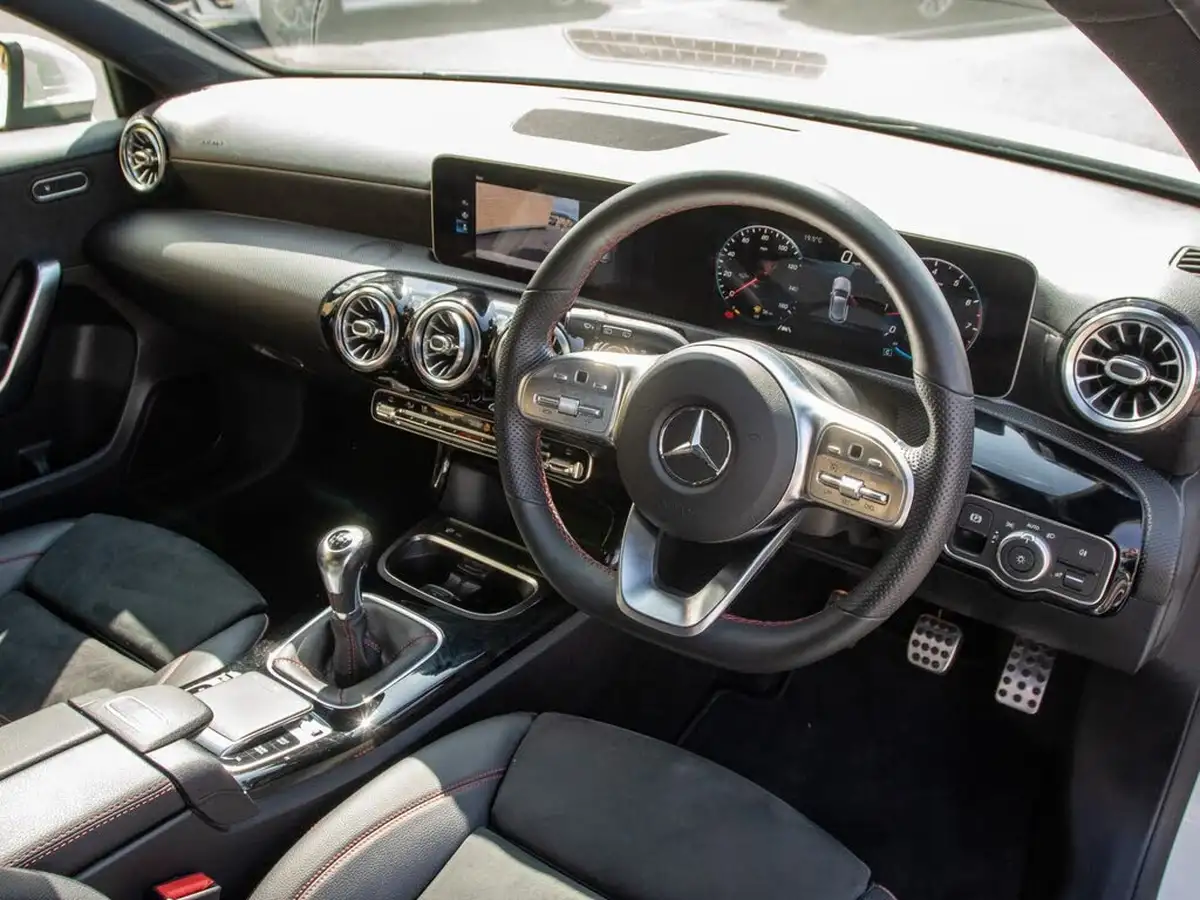 2019-mercedes-benz-a-class-13-a200-amg-line-premium-hatchback-5d-big-3
