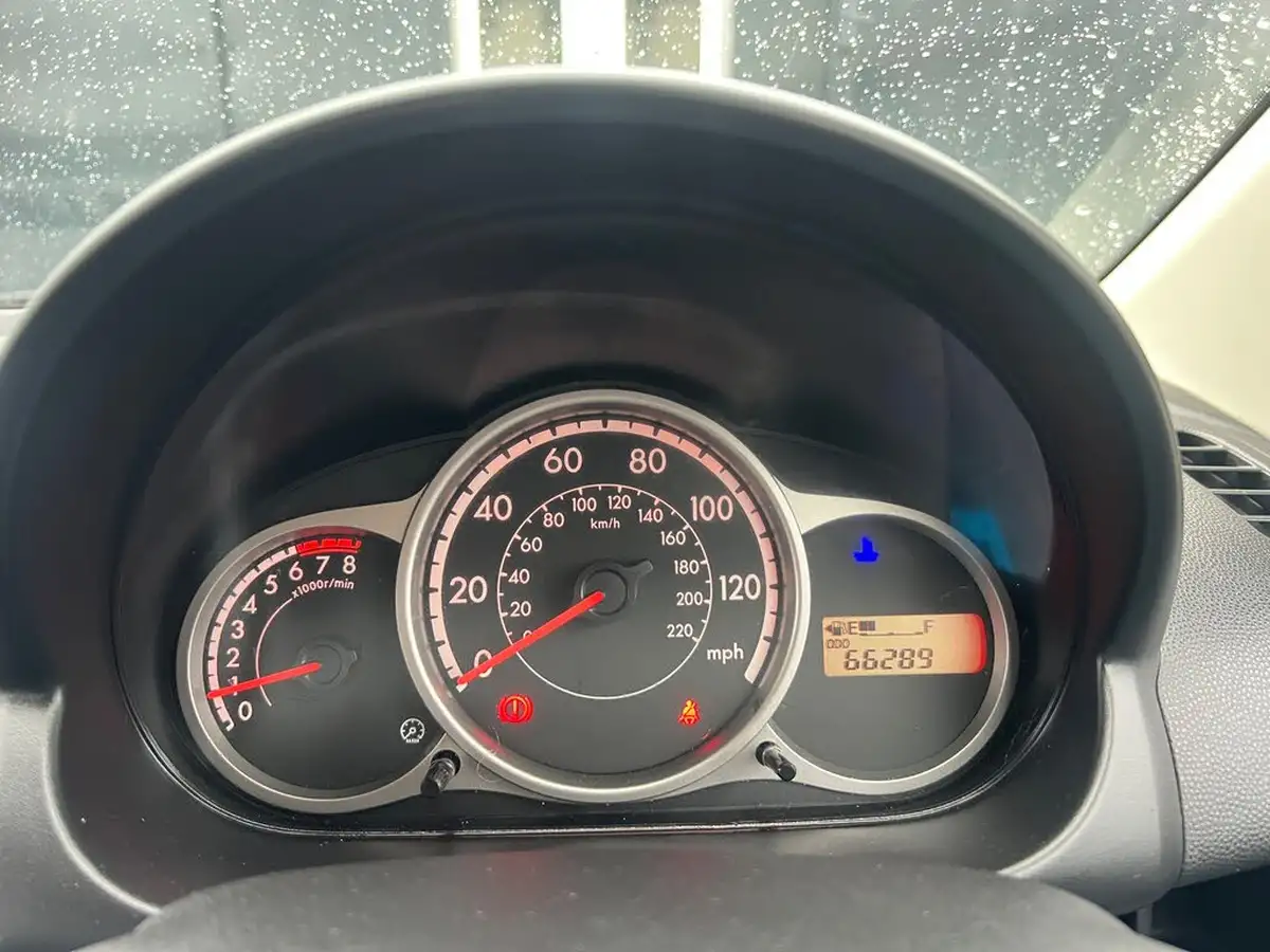 2012-mazda-mazda2-13-ts-air-con-75ps-5d-big-16