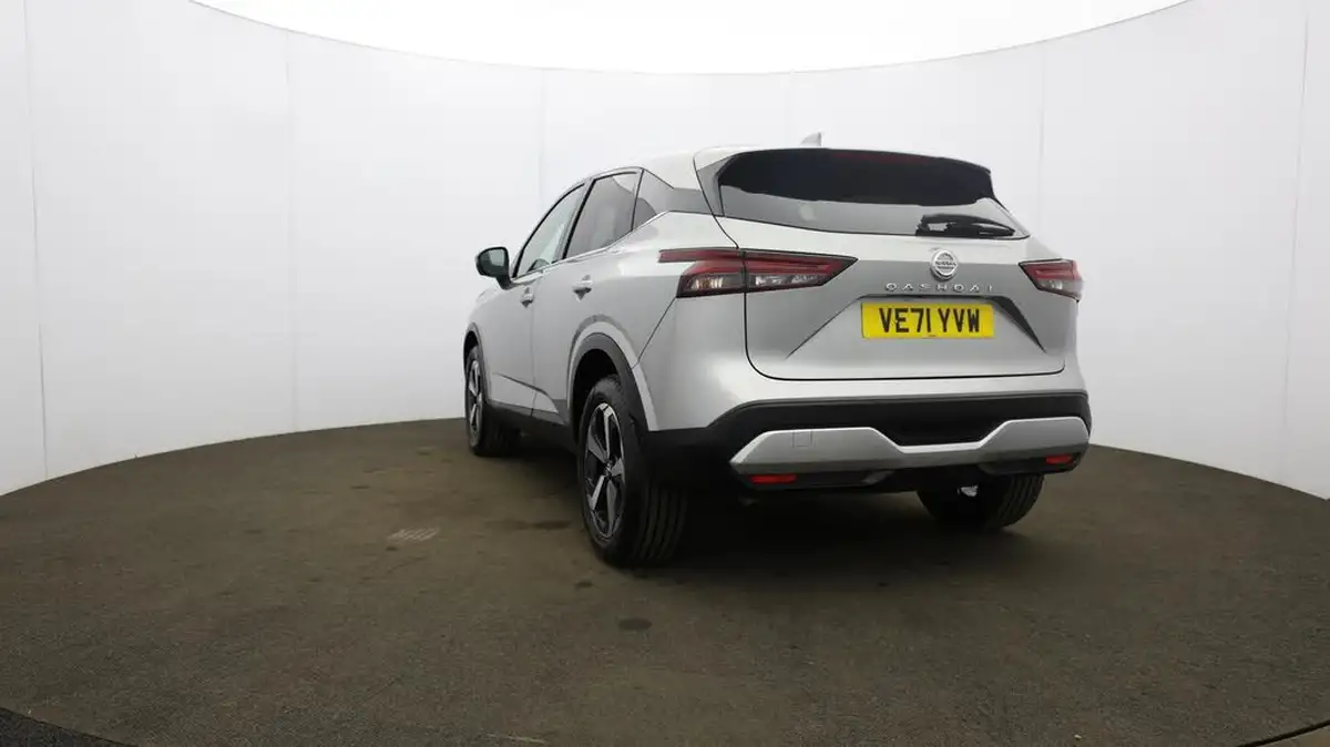 2022-nissan-qashqai-13-dig-t-n-connecta-140ps-big-24