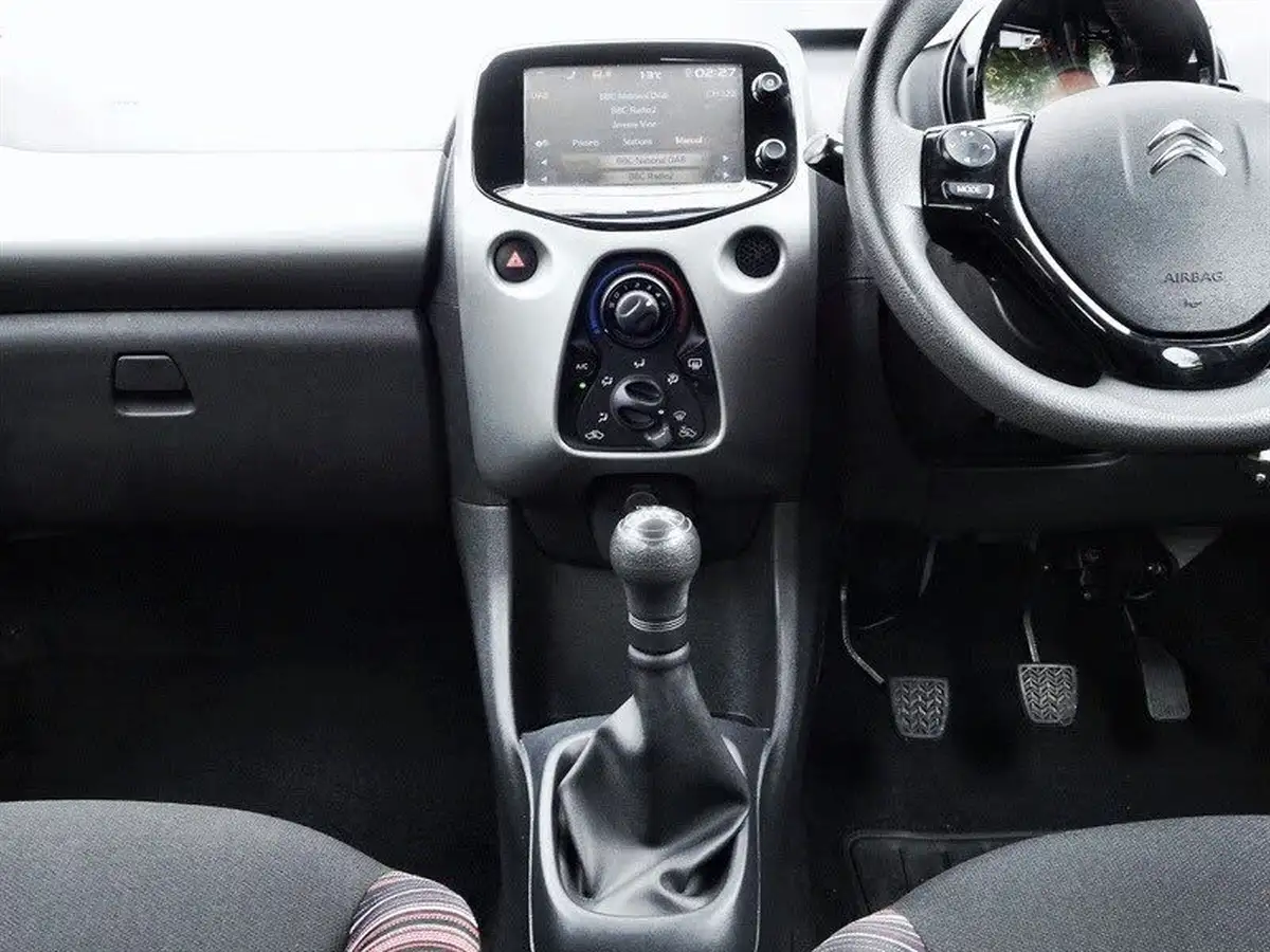 2016-citroen-c1-12-puretech-feel-82ps-5d-big-14