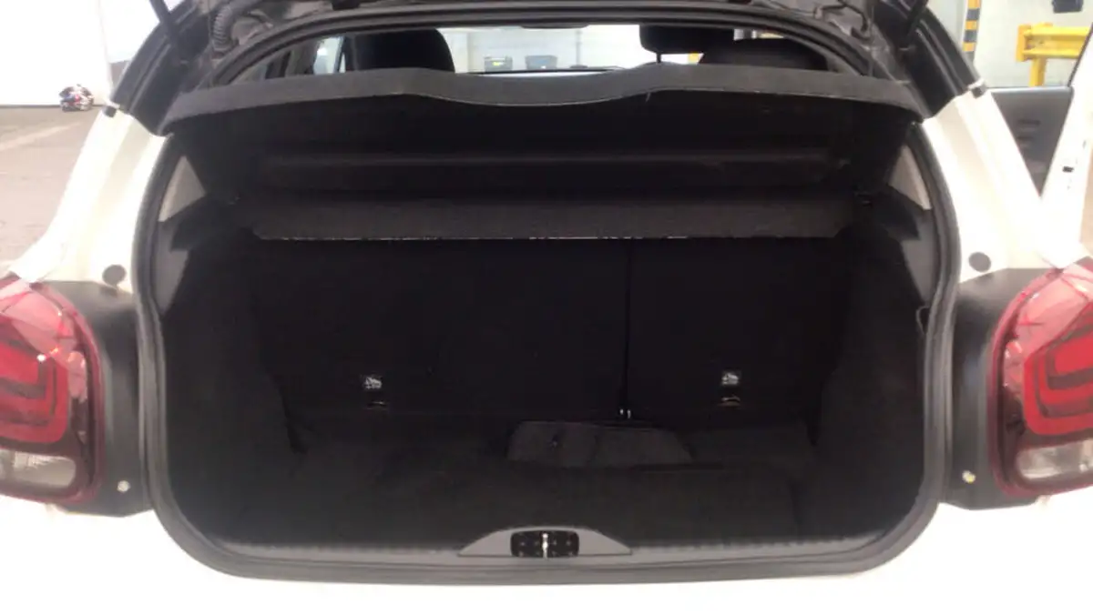 2018-citroen-c3-12-puretech-flair-82ps-ss-big-8