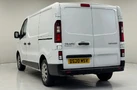 2020-renault-trafic-20dci-sl28-energy-120-business-small-7