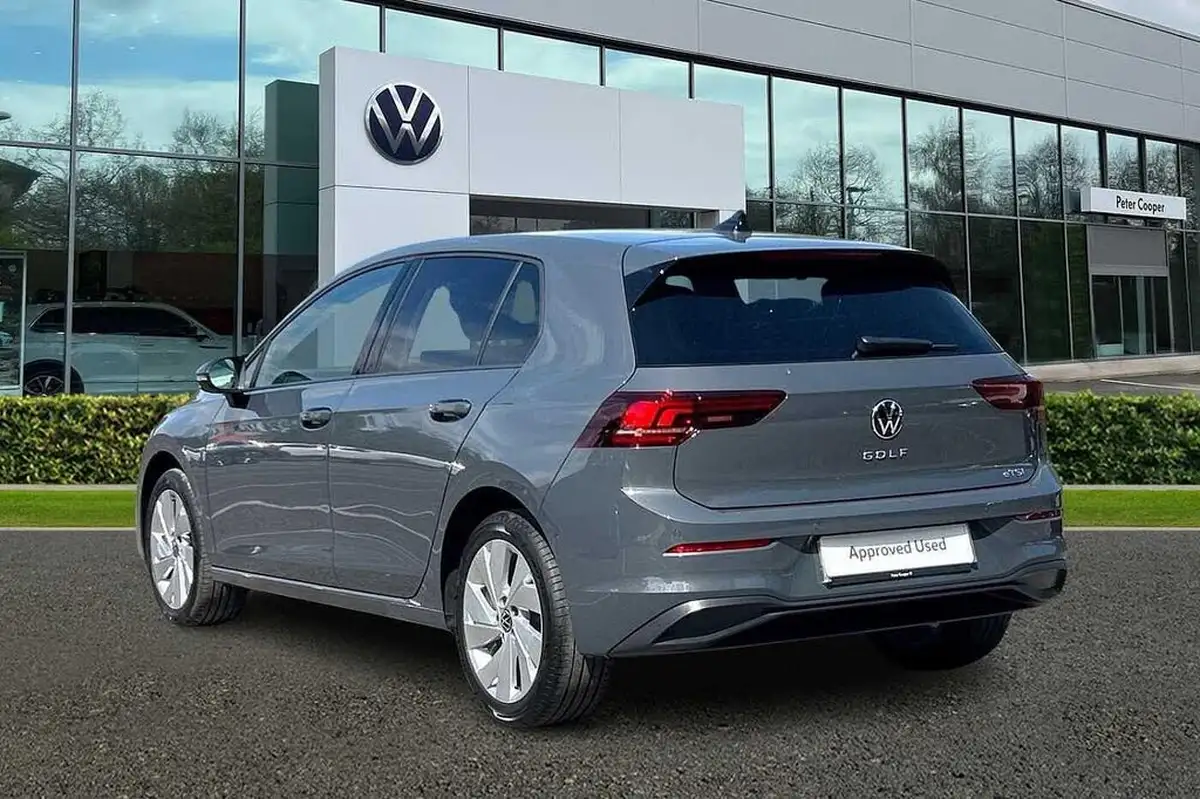 2025-volkswagen-golf-15-etsi-match-big-2