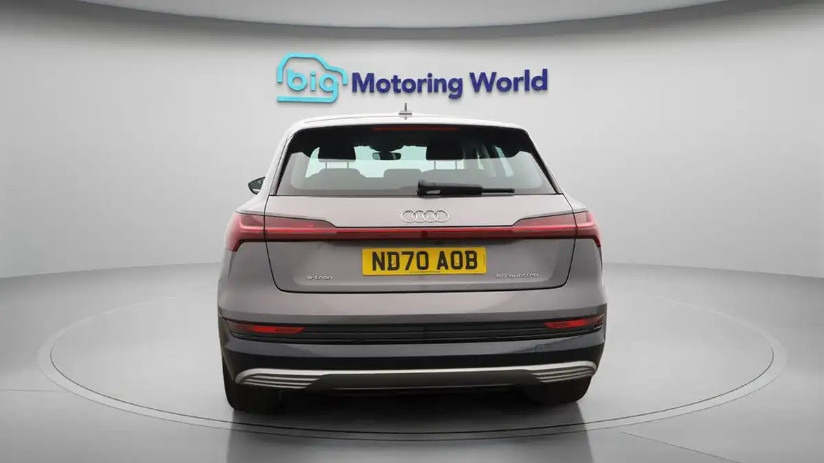 2020-audi-e-tron-50e-technik-big-6