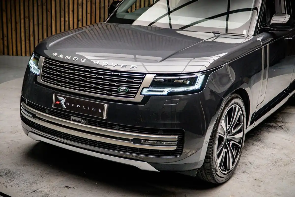2025-land-rover-range-rover-30-d350-se-big-13